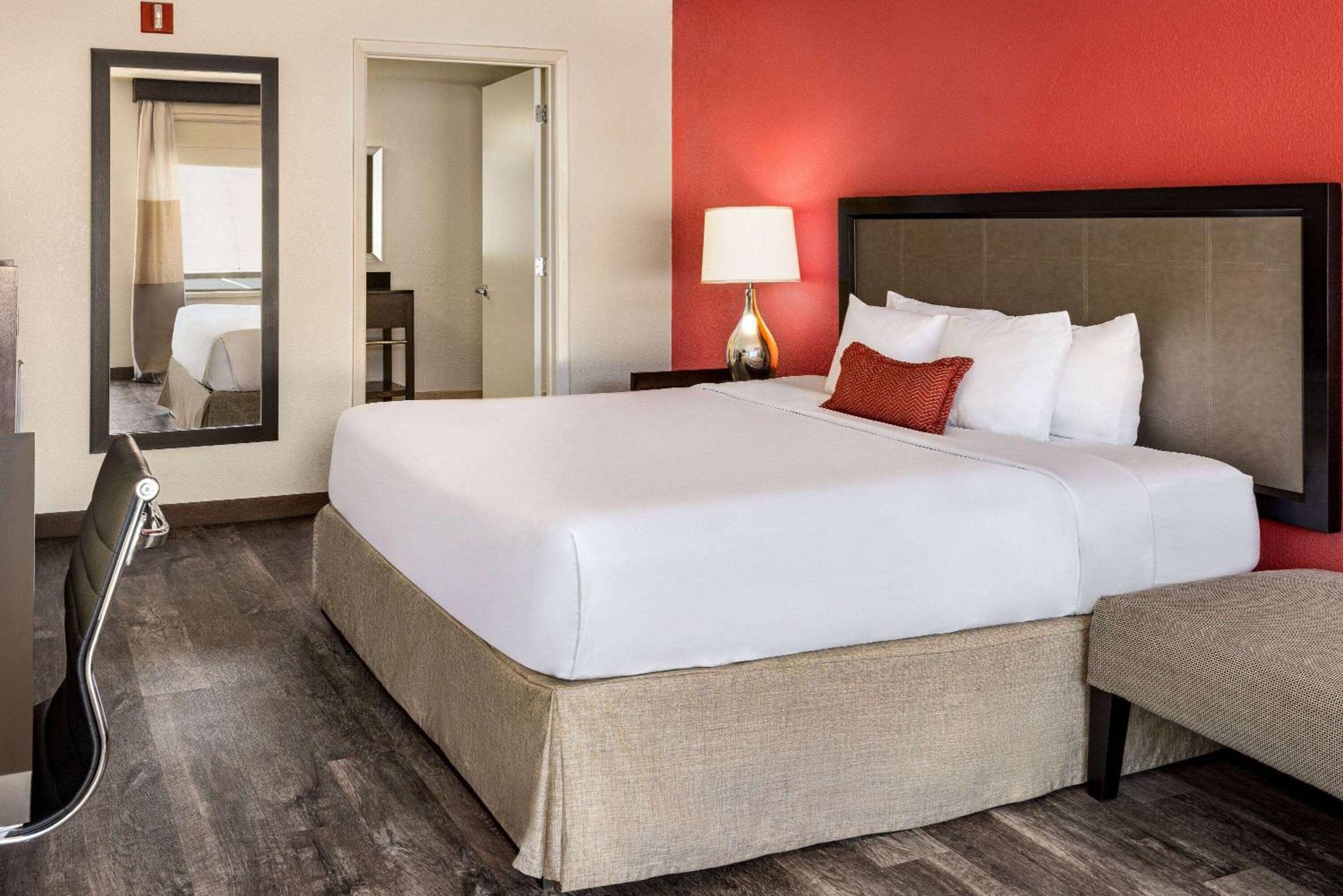 Hotel Ramada By Wyndham Albuquerque Airport Zewnętrze zdjęcie