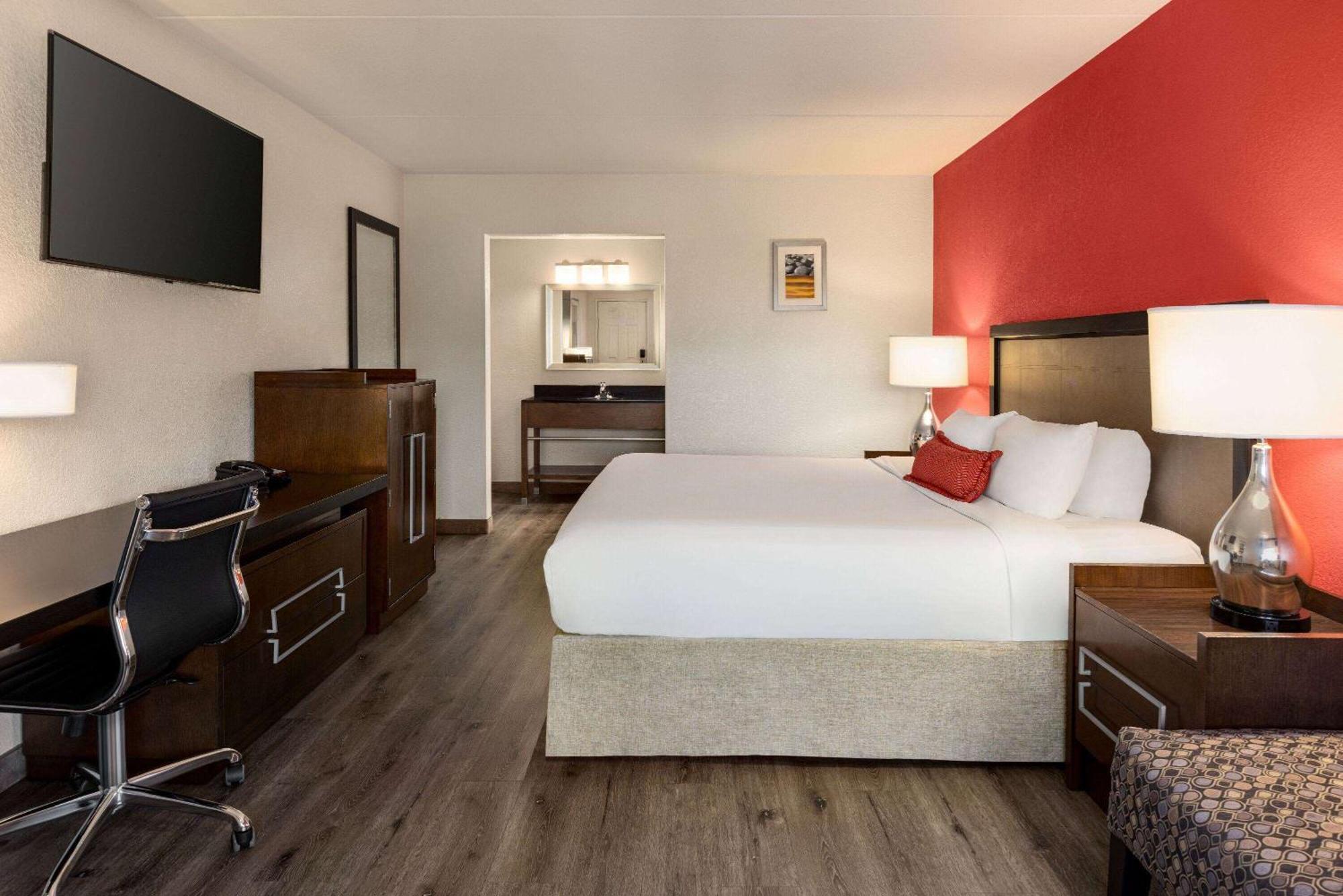 Hotel Ramada By Wyndham Albuquerque Airport Zewnętrze zdjęcie